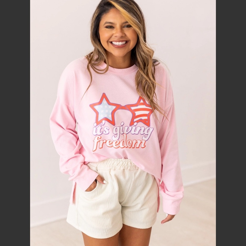 Pink Graphic Sweatshirt Top USA giving freedom vibes
